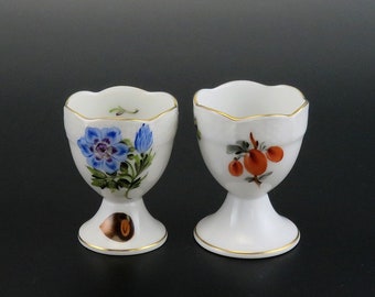 Cute Pair Herend Porcelain Hand Painted Market Garden Egg Cups #262