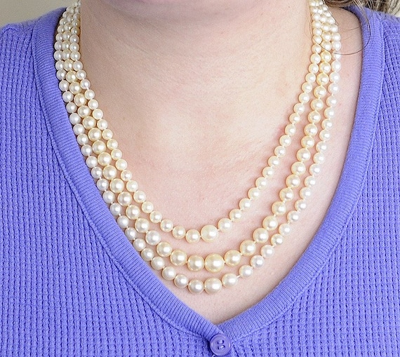 Triple strand graduated pearl necklace deals