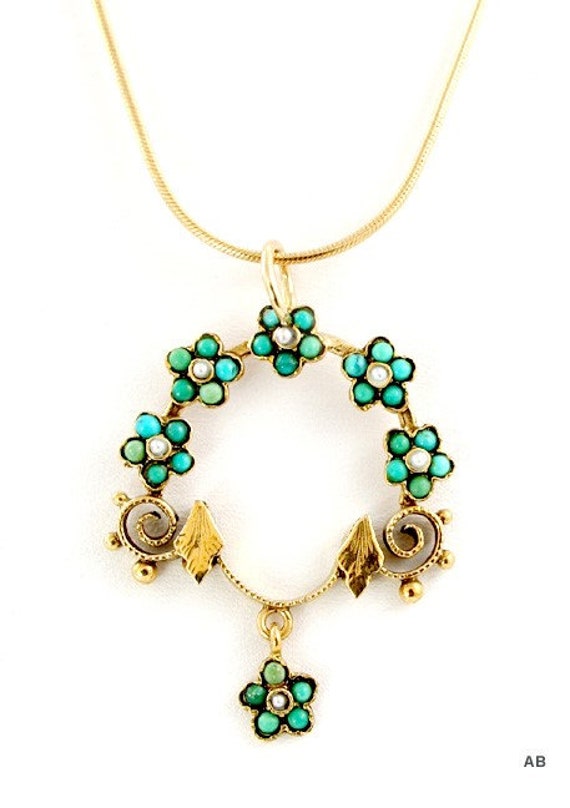 Charming 14K Gold Victorian Style Turquoise Flower