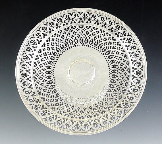 Handsome Tiffany & Co 1907-1947 Sterling Silver Reticulated Tazza