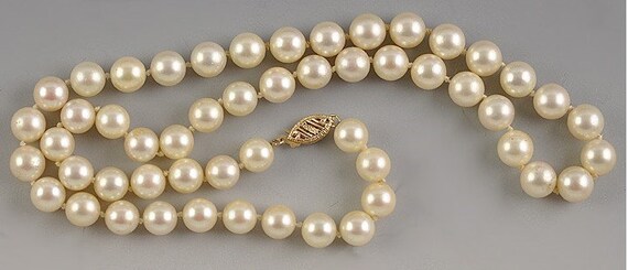 Excellent Strand of 7.9mm Pearls with 14K Yellow … - image 2