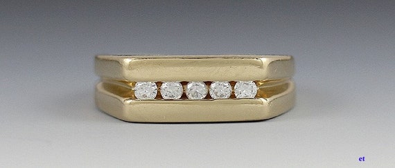 Stunning 14K Yellow Gold & Diamond Band Ring Size… - image 1