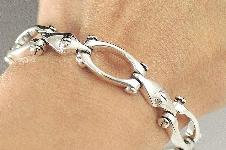 Fantastic Sterling Silver Link and Screw Chain Bracelet With