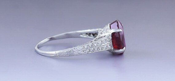 Stunning Platinum Diamond & Ruby Filigree Ring - image 3