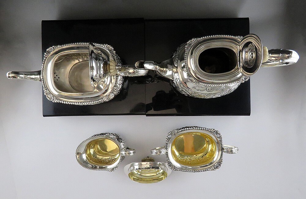 イギリス製　銀製　BARKER ELLIS　ヴィンテージ　コーヒーセット Barker Ellis England Silver Plate Tea Coffee Set Melon