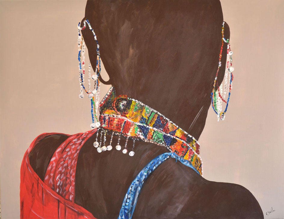 Masaï, de Dos avec Ses Multiples Perles et Bijoux Colorés