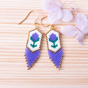 Seed Bead Earrings, Hand Woven Earrings, Floral Bead Earrings, Purple Flower Earring