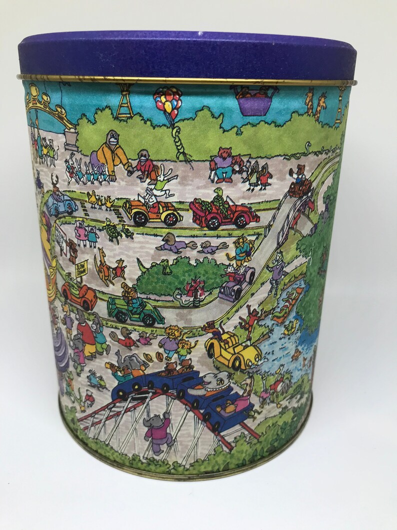 Vintage Child/'s Tin Baby Boo Bear Elephants Carnival Capers Animals Carousel Ferris Wheel Inspector Bear and Detective Trunk