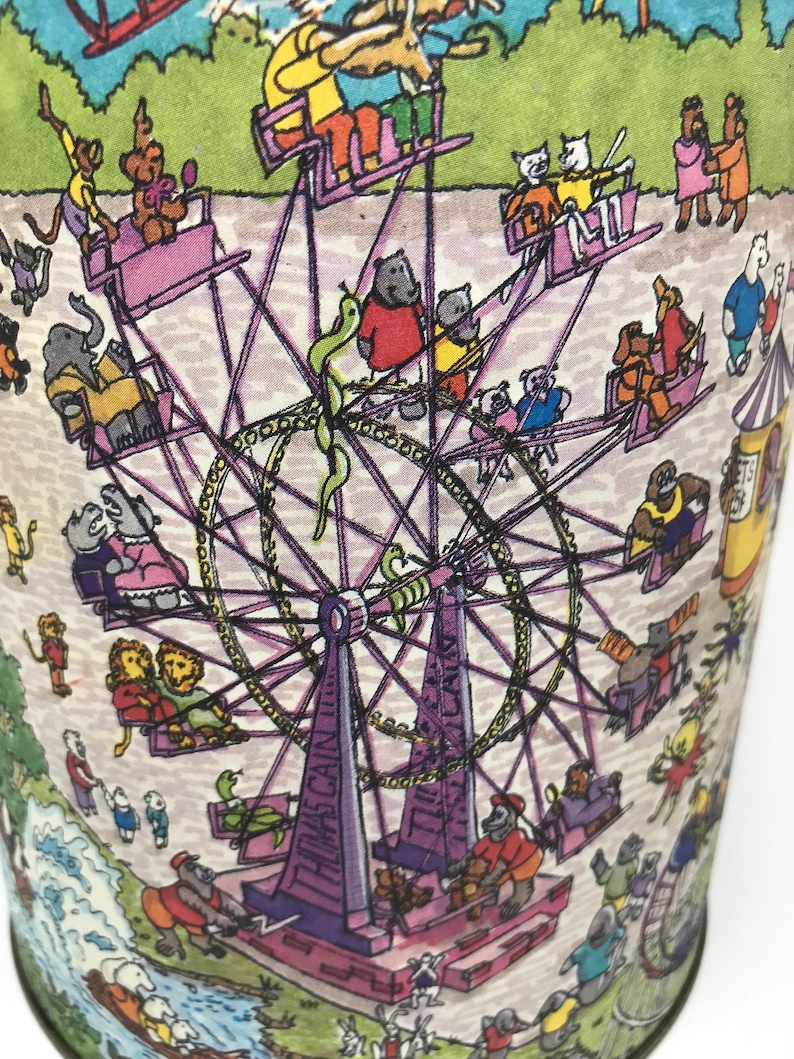 Vintage Child/'s Tin Baby Boo Bear Elephants Carnival Capers Animals Carousel Ferris Wheel Inspector Bear and Detective Trunk