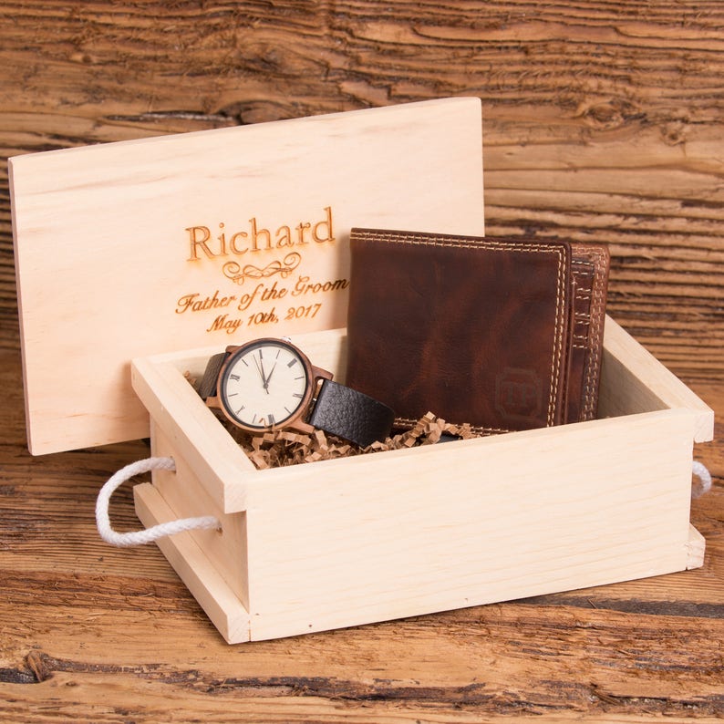Gift Set for Men Monogrammed Wallet and Personalized Wood