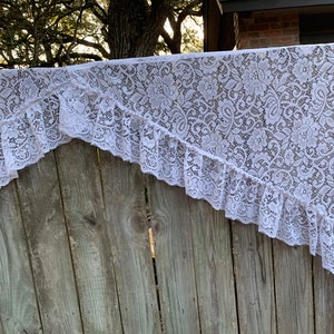 3117 S Ivory Pair of Floral Lace Swags,  76 X 37/12