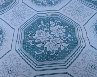 Small White Lace Tablecloth, 8392 T
