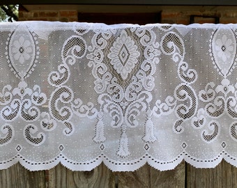 Floral White Lace Valance, Scalloped Edge 3208 V