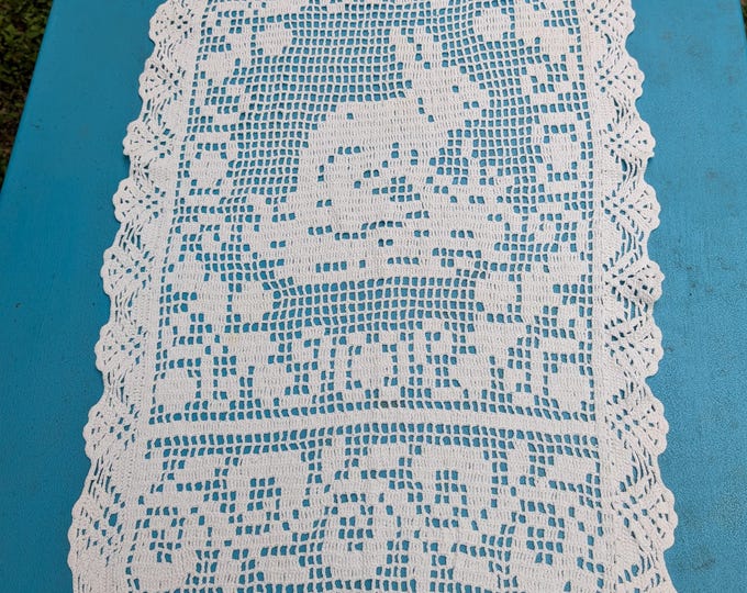 LB 518 Vintage Handcrafted Cotton White Rabbit Wall Hanger/doily, 21 X ...