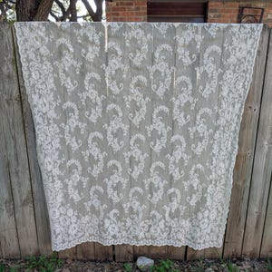 3136 C Vintage Floral Ivory Curtain Panel, 58 x 94
