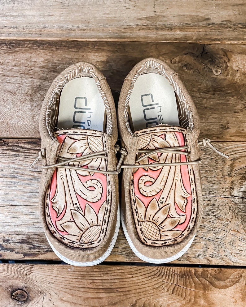 customize your own hey dudes