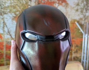 Estampa do capacete vermelho