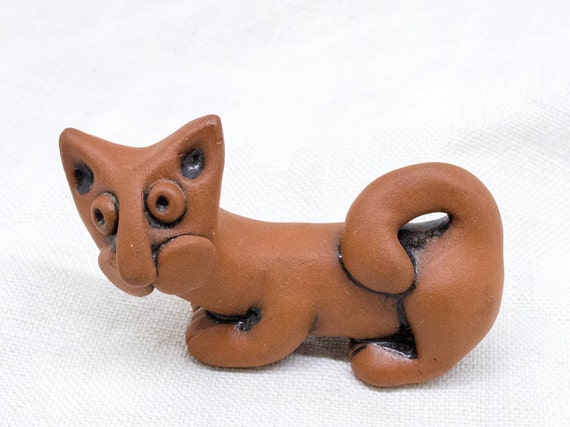 Ceramiczny Kot Kot Miniaturowy Czerwony Kot Uroczy Kot Figurka Kota Miniaturowa Kolekcja