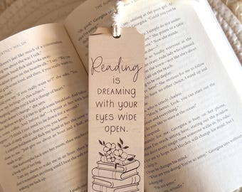 Laser Engraved Wooden Bookmark – Inspirational Book Lover Gift