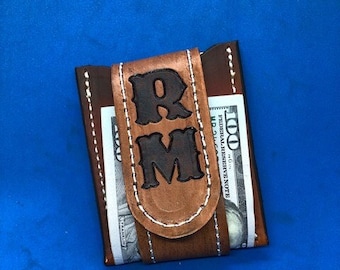 Cartera envolvente con bolsillo frontal