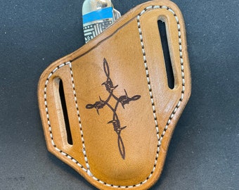 Barbwire Cross Trapper Sheath