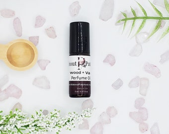 Sandalwood + Vanilla Roll On Perfume Oil, Hippie Gift, Aromatherapy, All about Patchouli, Christmas Gift, Perfume Gift, Patchouli Christmas