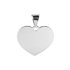 HEART-shaped pendant with free personalized engravings, in hypoallergenic 925 silver. Gift idea for Christmas.