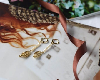 Freshwater Pearls Beaded Drop Leaf Dangle Earrings Gold Plated Lever-back CDPPY123