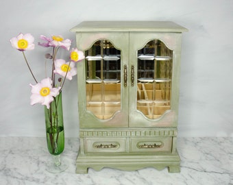 Upcycled Vintage jewellery box with Granny chic style.  Cottage core style jewelry box