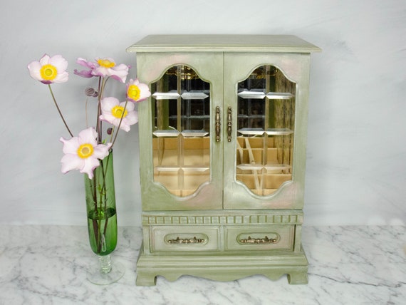 Upcycled Vintage jewellery box with Granny chic style.  Cottage core style jewelry box