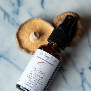 MOOSHI SERUM | Shiitake Mushroom | Firming | Vitamin D | Moisturizing