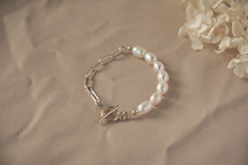 SV925 ERATO OT Clasp Half-Half Oval Pearl Bracelet, Freshwater Pearl, June Birthstone, 925 Sterling Silver, customized gift image 2