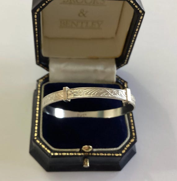 Baby Bangle 3-6 Month Solid Silver Flower Spray Vintage Baby Shower Christening