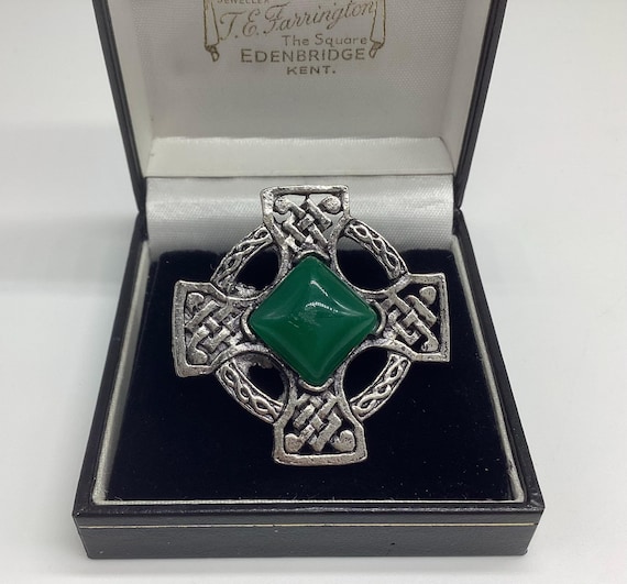 Celtic Cross Vintage Brooch Pin Pewter Set Deep Green Glass Agate
