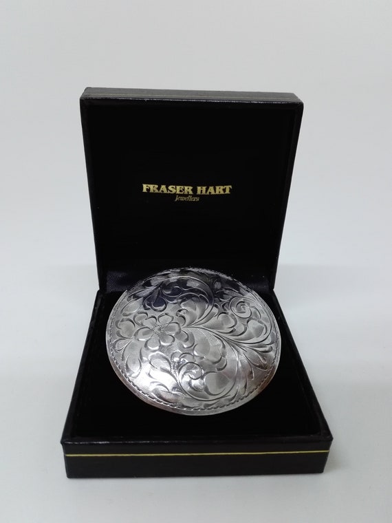 Unusual Large  Edwardian Style Romantic Floral Etched Solid Silver Brooch. Beautiful Quality and Signed
