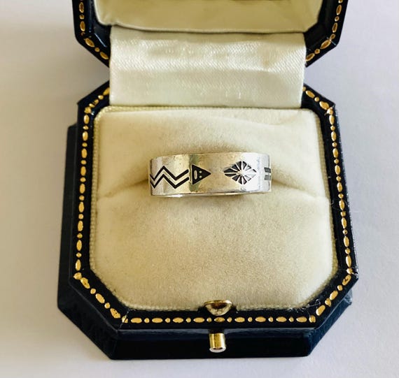 Vintage 1961 Sterling Silver Southwestern Native American Band Ring – Sunburst & Lightning – Size R