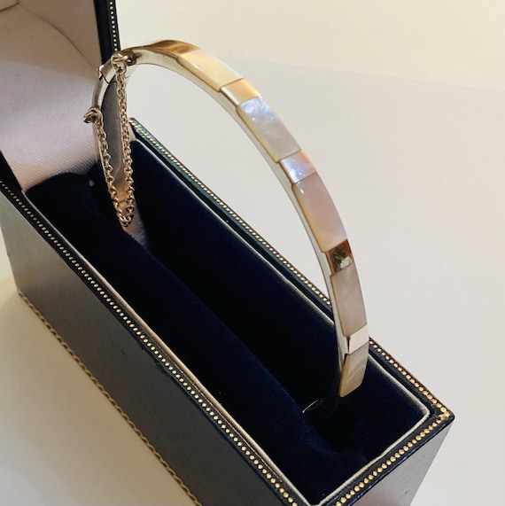 Vintage 925 Silver Hinged Bangle: Mother of Pearl Inset