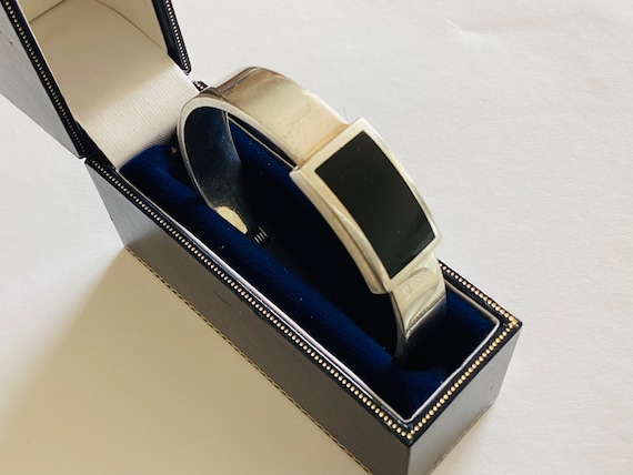 Fabulous Quality Solid Silver Hinged Bangle Set With Polished Onyx 53 grams