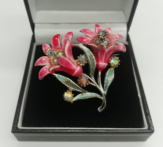 Vintage Carnation Flower Brooch in Deep Pink Enamel and Silver Plate Set with Aurora Crystals 1950's Retro Jewellery