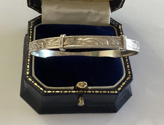 Baby Bangle 6-12 Month Solid 925 Silver Fern Vintage Baby Shower Christening