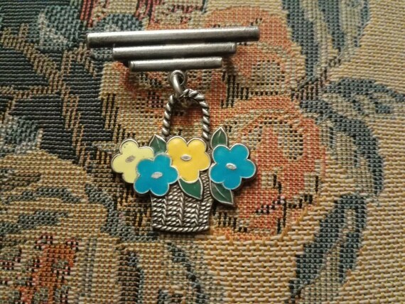 Silver and Enamel Flower Basket Brooch Vintage Flower Jewellery Daisy Gerbera Gift Art Deco Stamped Silver