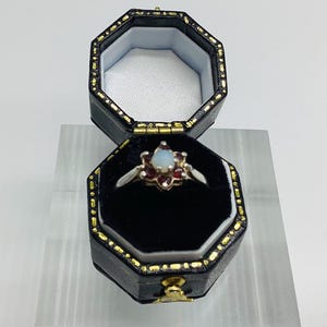 Vintage Daisy Garnet and Opal Cluster Ring Size UK J.5 us 4.75