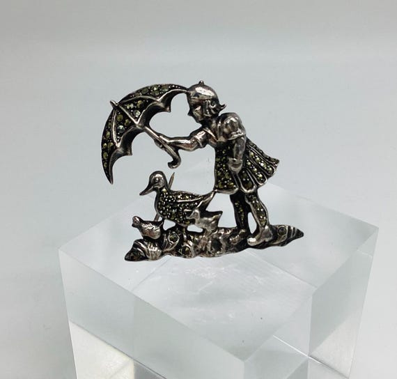1940s Silver Marcasite Brooch, Ducklings and Child