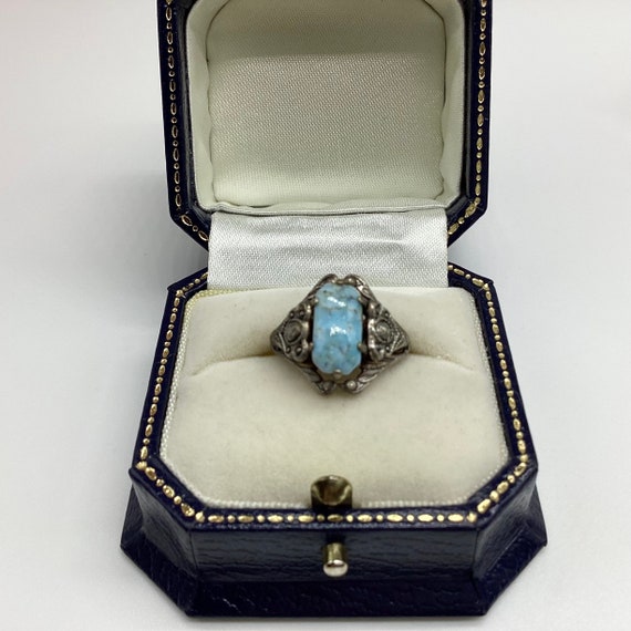 Czech Peking Glass Ring Elaborate Silver Tone Setting C1930 Size UK H Size US 3