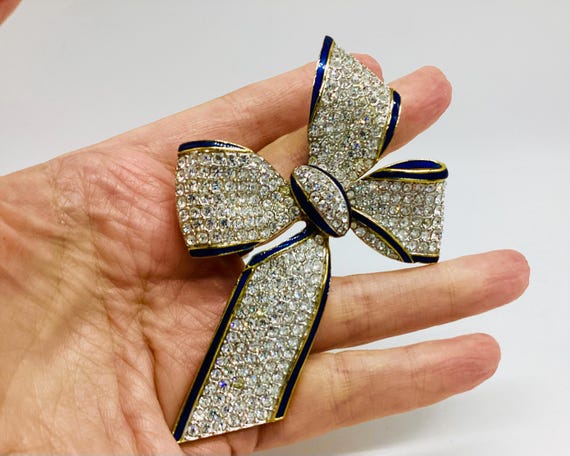 Huge Attwood and Sawyer Brooch Sparkling Bow Swarovski Crystals 22ct Gold Plated