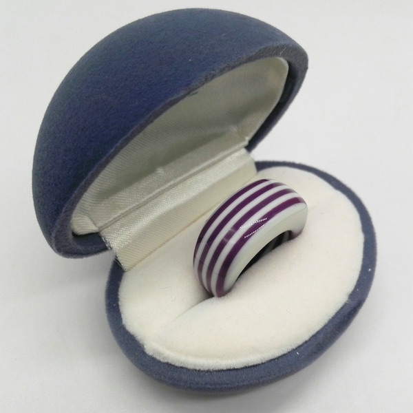 Sobral Style Ring Blackcurrant and White Striped Resin Size J Size US 5