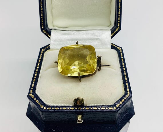 Victorian Citrine Brooch Radiant Cut Single Stone Pinchbeck Setting