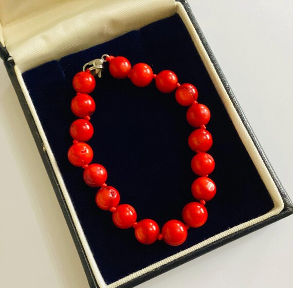 Coral Bracelet Lipstick Red Beads