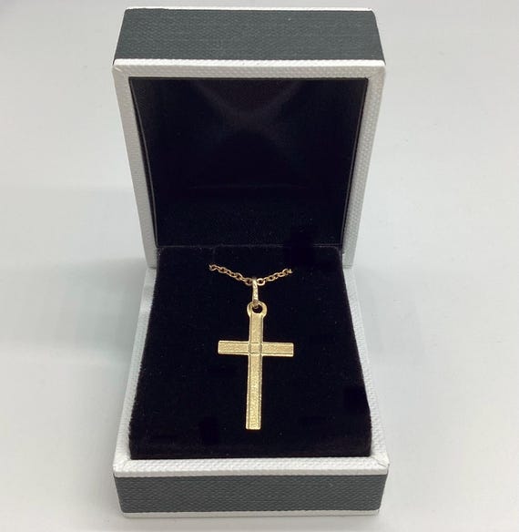 9CT Gold Cross Engraved Pendant Crucifix Fully Hallmarked Fine Gold Plated Chain
