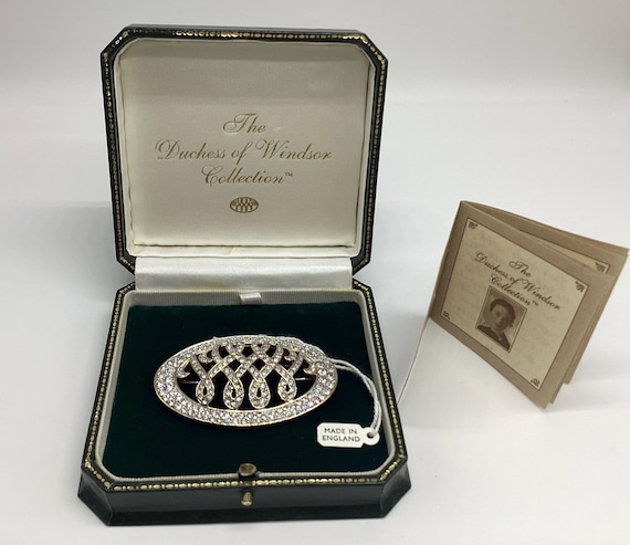 Vintage Harrods Duchess of Windsor Collection Crystal Brooch Boxed Made in England